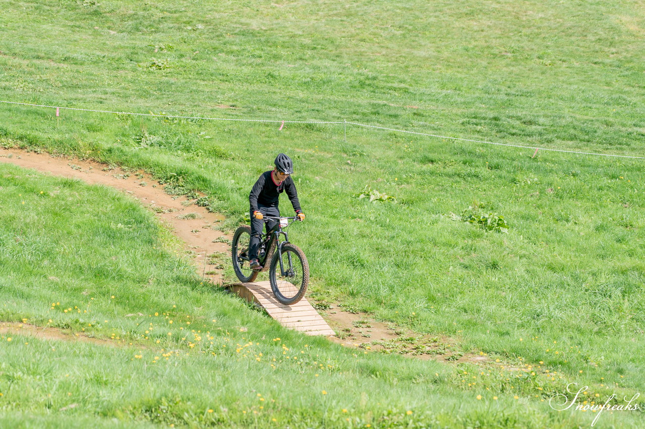 ニセコマウンテンリゾート グラン・ヒラフ　電動アシスト付きMTB『Turbo Levo』でフロートレイルにチャレンジ！